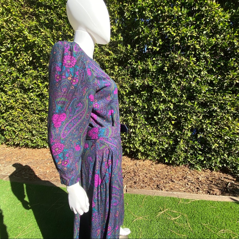 E.D. Michaels Vintage Paisley Long Sleeved Dress - Picture 5 of 11